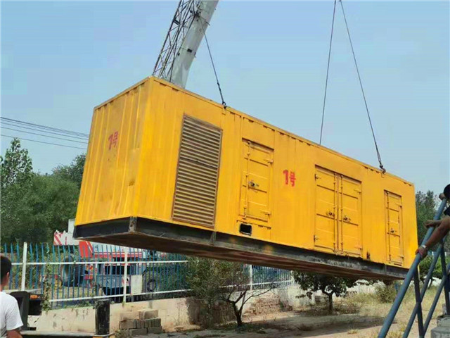 闵行300KW柴油发电机组油耗是多少？